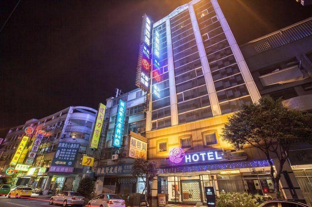 Mila Hotel Taichung Exterior foto
